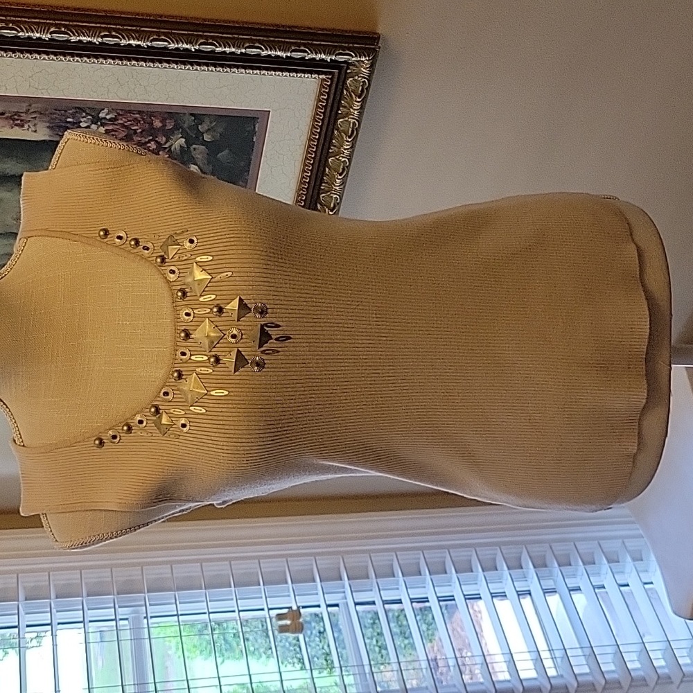 Ruby Rd. Nude platinum beaded ribbed sweater tank top Large EUC